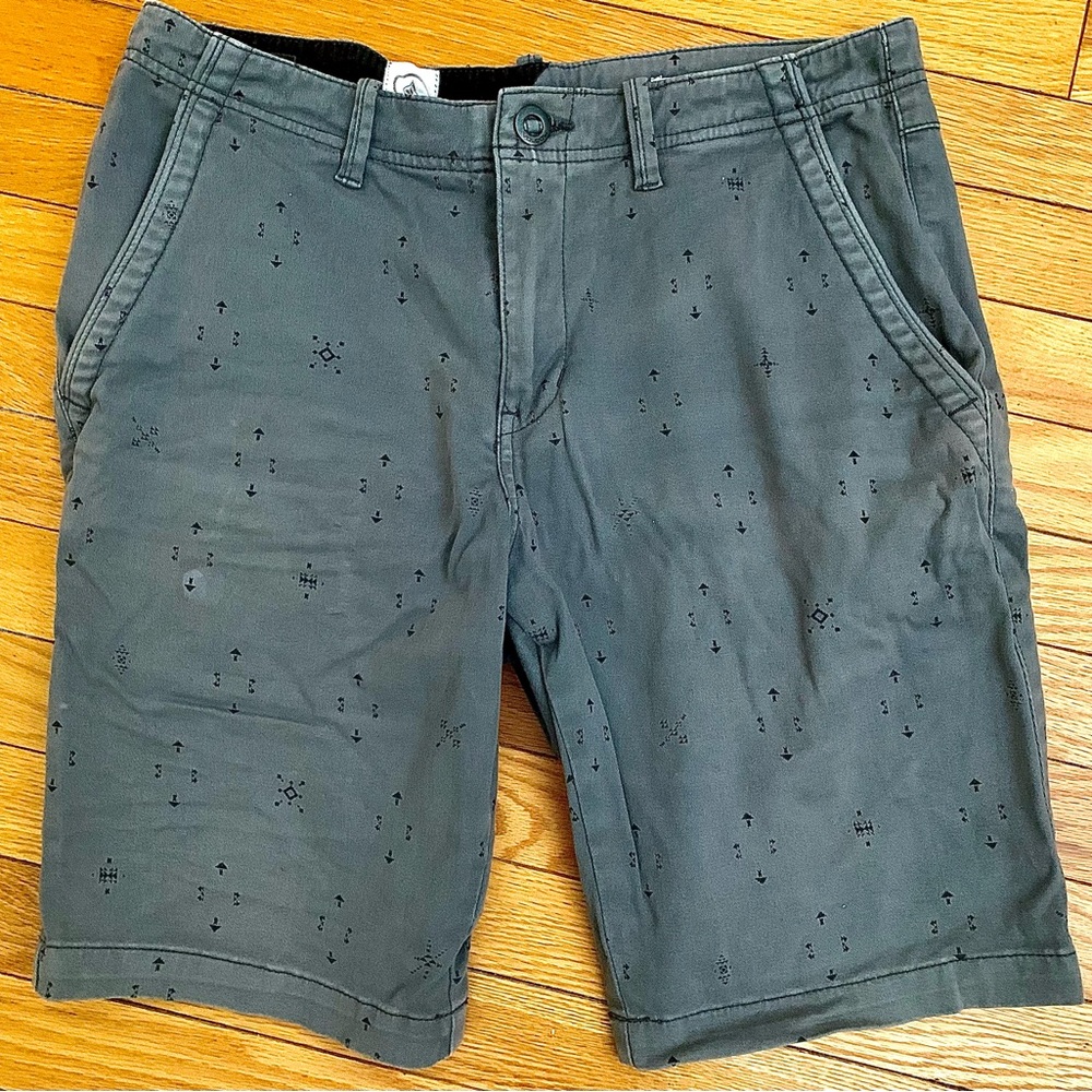 Volcom Gray Flat Front Shorts with Subtle Pattern